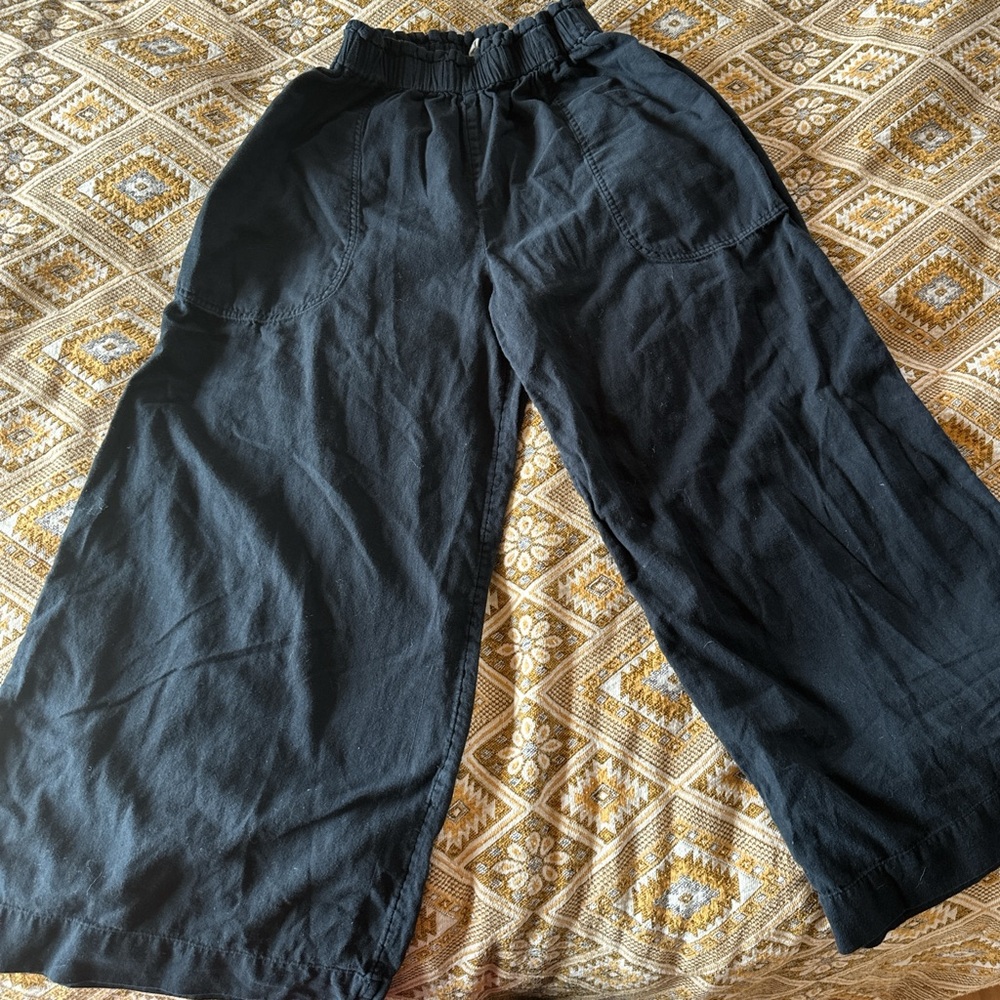Black Wide-Leg Pants by MIRTH